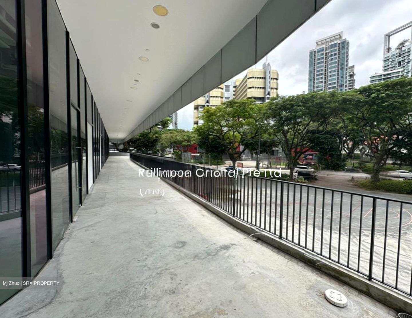 Scape (D9), Retail #498201471